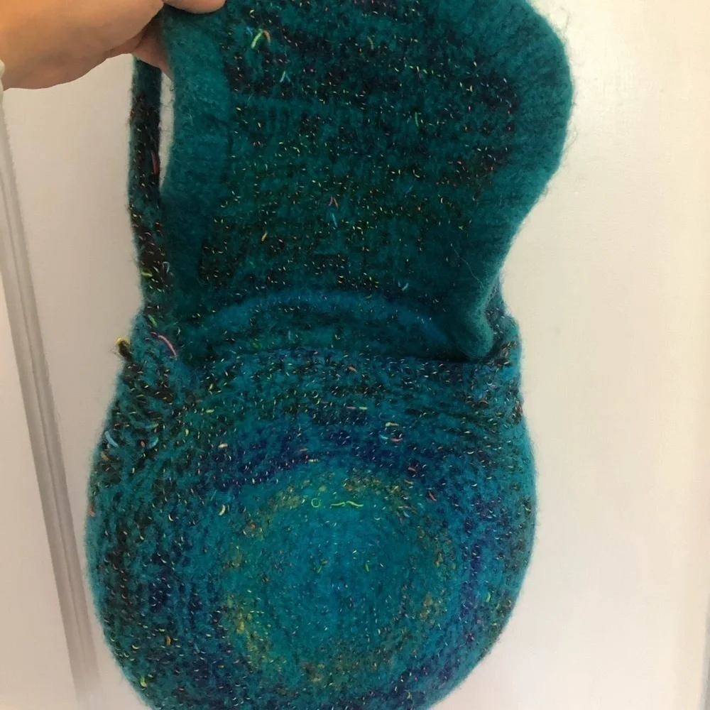 Fuzzy Colorful Yarn Knit Crossbody Purse